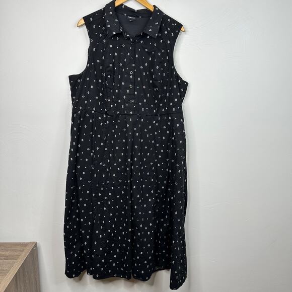 Torrid Black Midi Poplin Collared Shirtdress - Picture 3 of 9